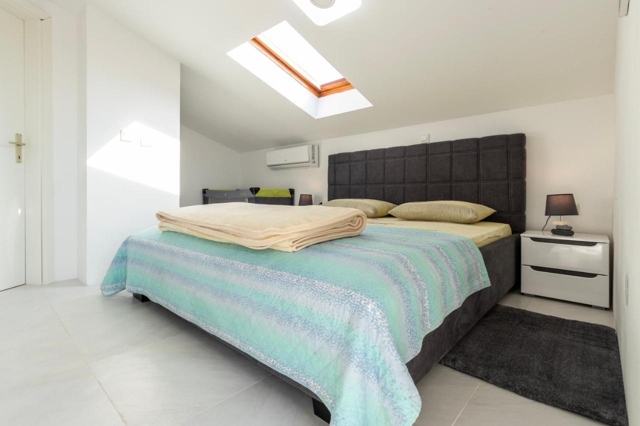 Villa Opera Razanac Ngoại thất bức ảnh